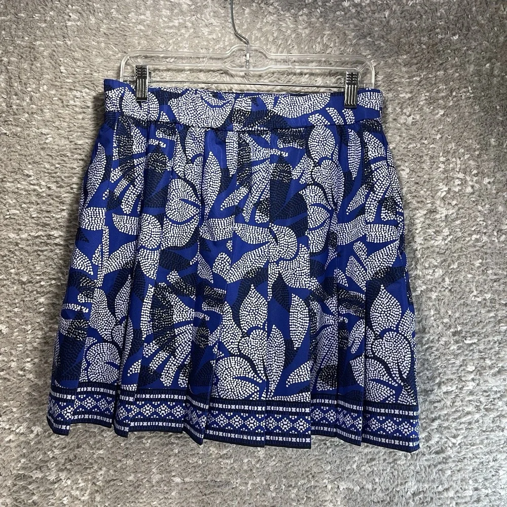 Chico's Floral Pleated Pull On Skort Skirt 1, 8 Pockets Colorful Outdoor Modest
